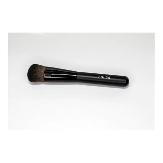 Contouring Makeup Brush